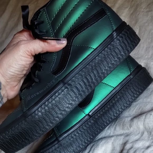 Vans OFF THE WALL  Iridescent Green High-Top Sneakers Slytherin Dark Mark Sz8 - Picture 6 of 10